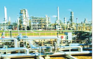 Read more about the article Dangote Refinery Commences Petrol Production Test-Run